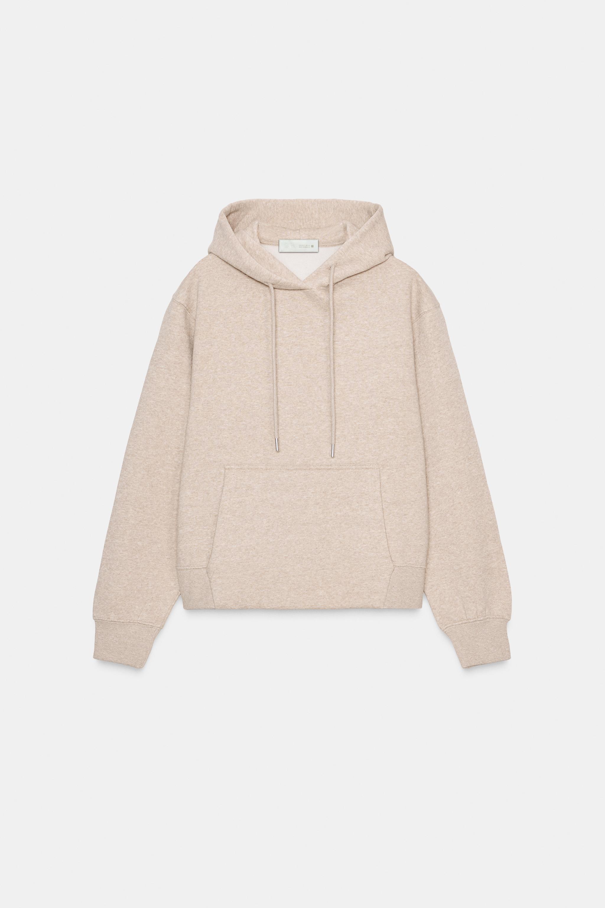 BASIC HOODIE SWEATSHIRT